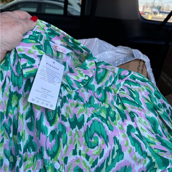 Boho Chiffon Lantern Sleeve Top - Green and Pink - Picture 2 of 4